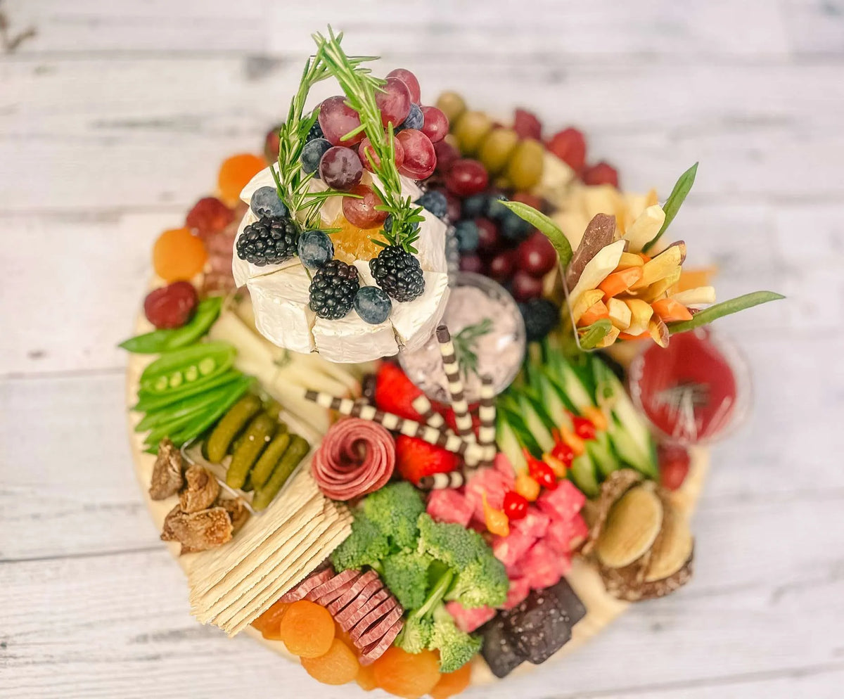 15" Round CharCUTErie Board