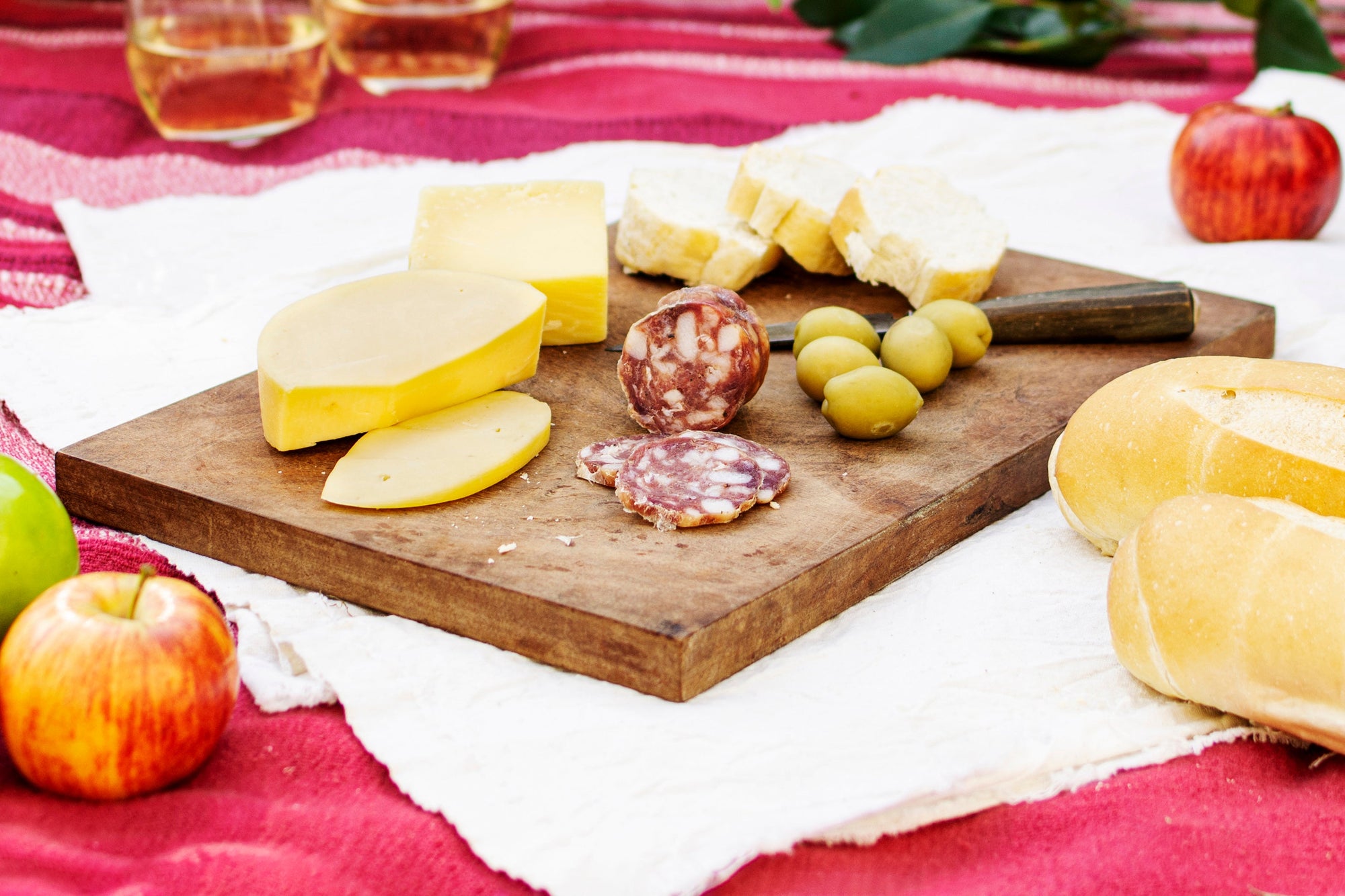 Charcuterie for Camping: Easy No‑Cook Grazing Boards for the Outdoors
